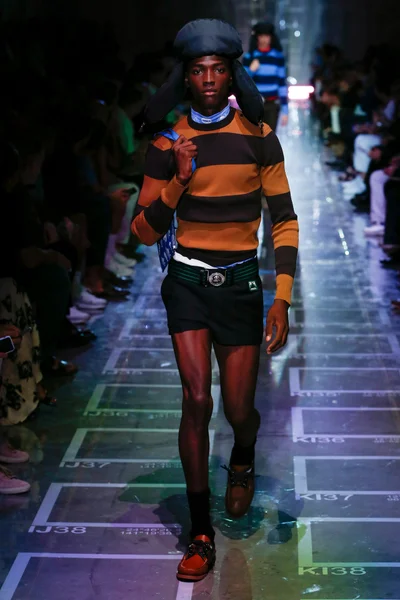 Look 41